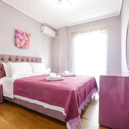 Apartment Coastal Charm Modern Seaside Escape