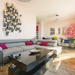 Coastal Charm Modern Seaside Escape *