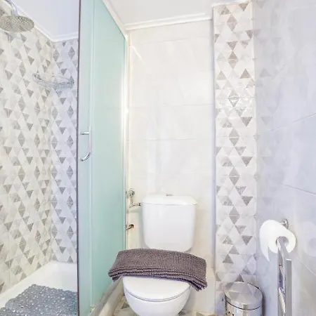Coastal Charm Modern Seaside Escape Каламата