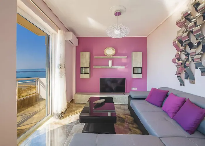 Coastal Charm Modern Seaside Escape *